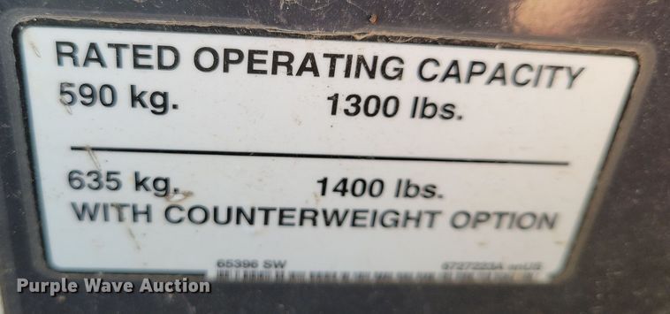 image for item OH9392 2013 Bobcat S130 skid steer loader