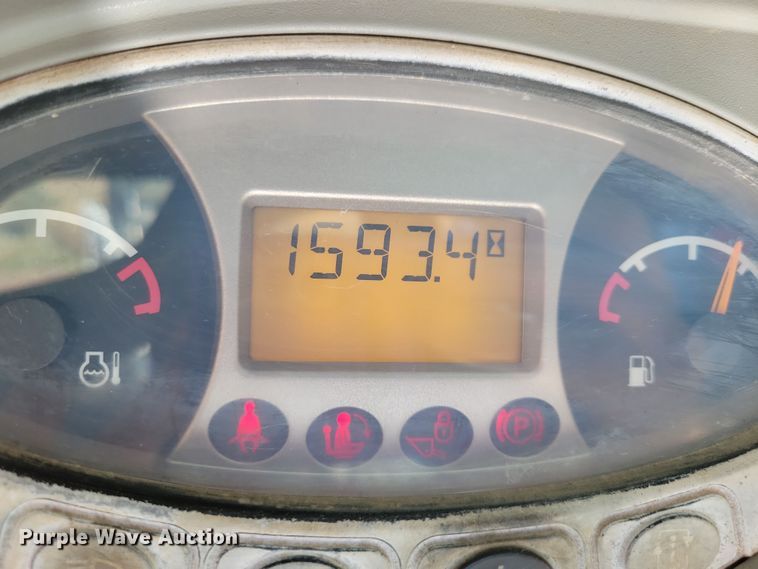 image for item OH9392 2013 Bobcat S130 skid steer loader