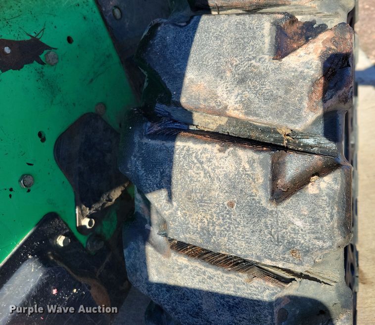 image for item OH9392 2013 Bobcat S130 skid steer loader