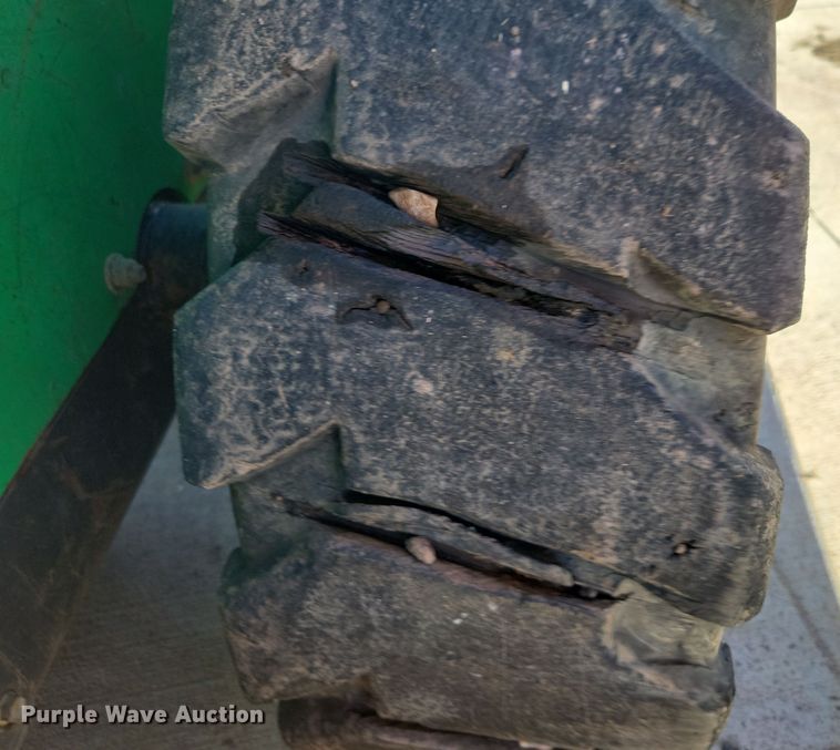 image for item OH9392 2013 Bobcat S130 skid steer loader