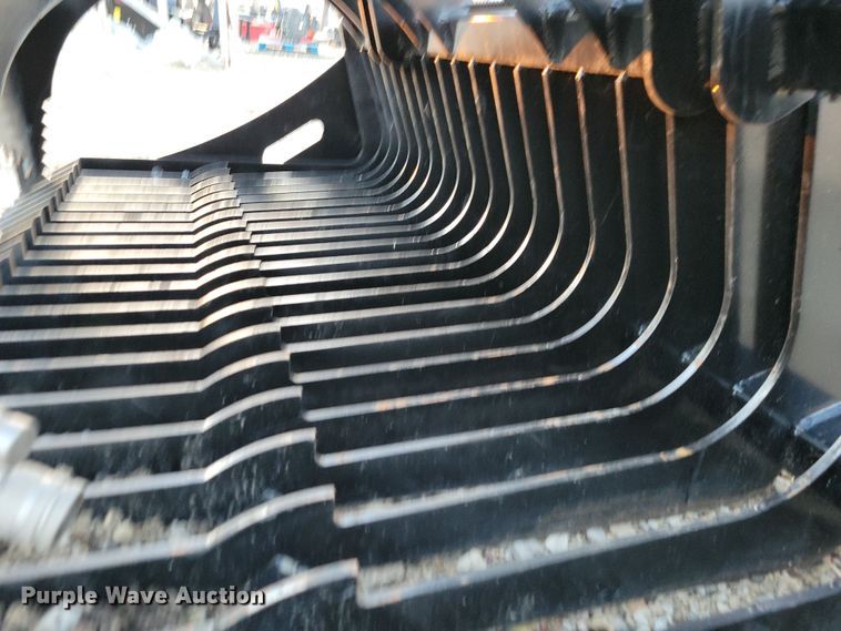 image for item OH9397 Prime skid steer grapple bucket