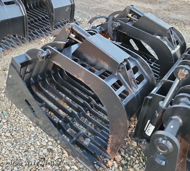 image for item OH9398 Prime skid steer grapple bucket