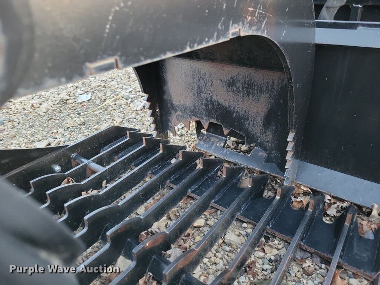 image for item OH9398 Prime skid steer grapple bucket