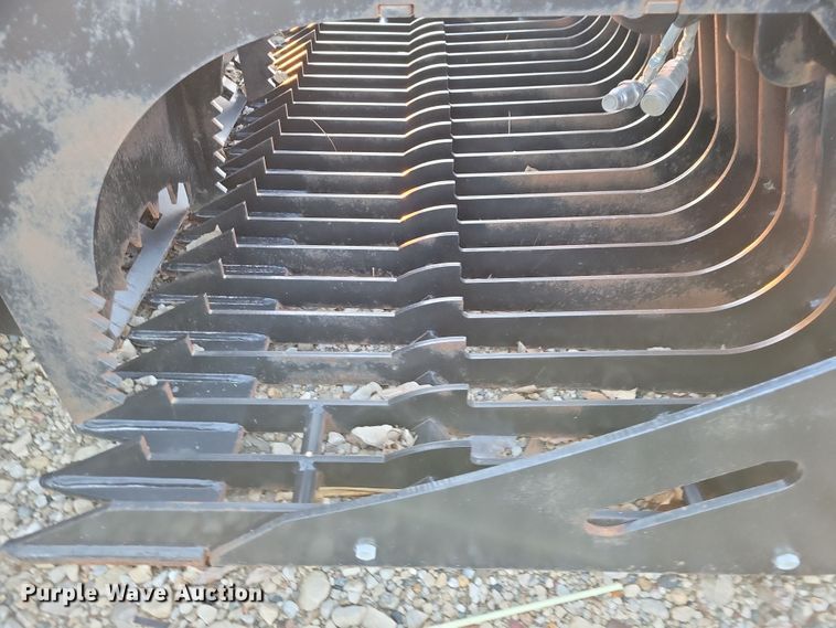 image for item OH9398 Prime skid steer grapple bucket