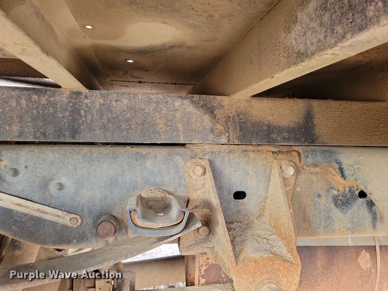 image for item OH9410 2015 Ford F550 Super Duty XL Crew Cab flatbed truck