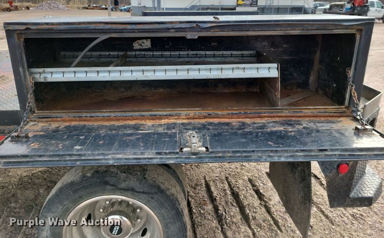 image for item OH9410 2015 Ford F550 Super Duty XL Crew Cab flatbed truck