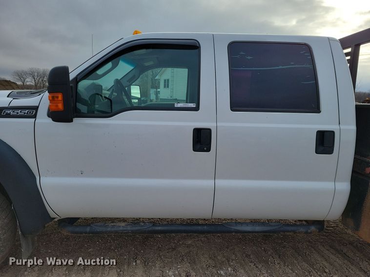 image for item OH9410 2015 Ford F550 Super Duty XL Crew Cab flatbed truck