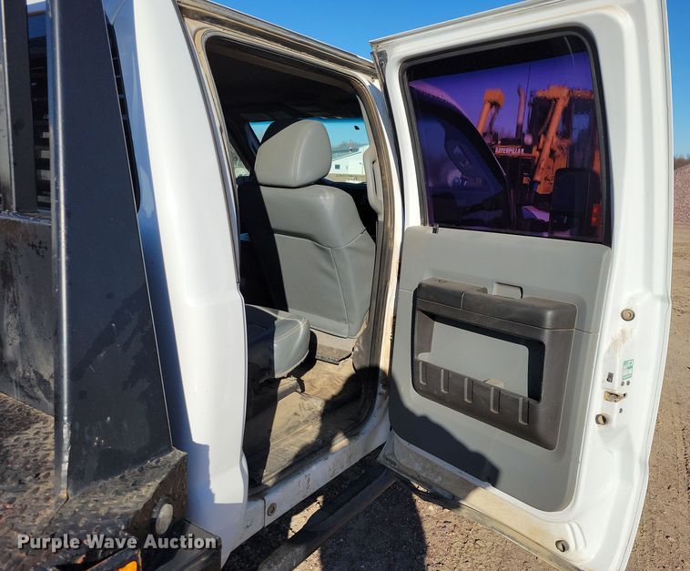 image for item OH9410 2015 Ford F550 Super Duty XL Crew Cab flatbed truck