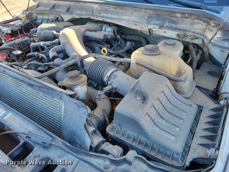 image for item OH9410 2015 Ford F550 Super Duty XL Crew Cab flatbed truck