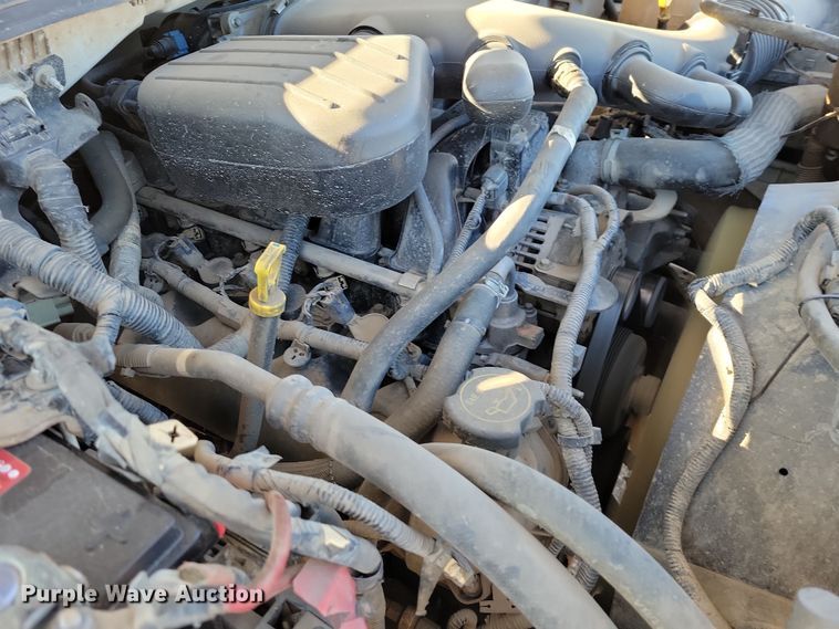 image for item OH9410 2015 Ford F550 Super Duty XL Crew Cab flatbed truck