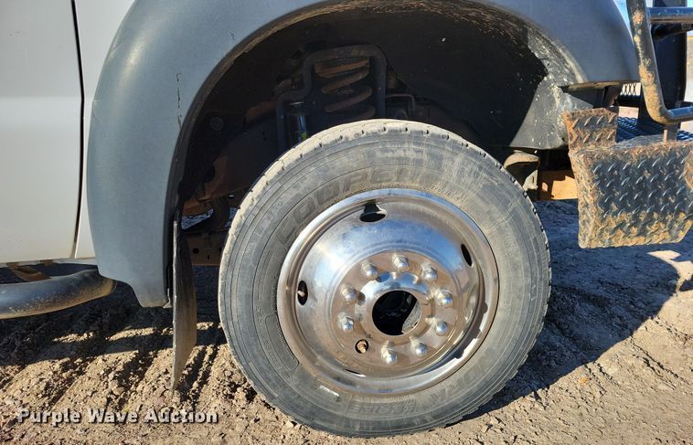 image for item OH9410 2015 Ford F550 Super Duty XL Crew Cab flatbed truck