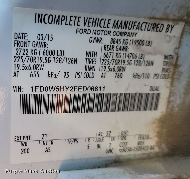 image for item OH9410 2015 Ford F550 Super Duty XL Crew Cab flatbed truck