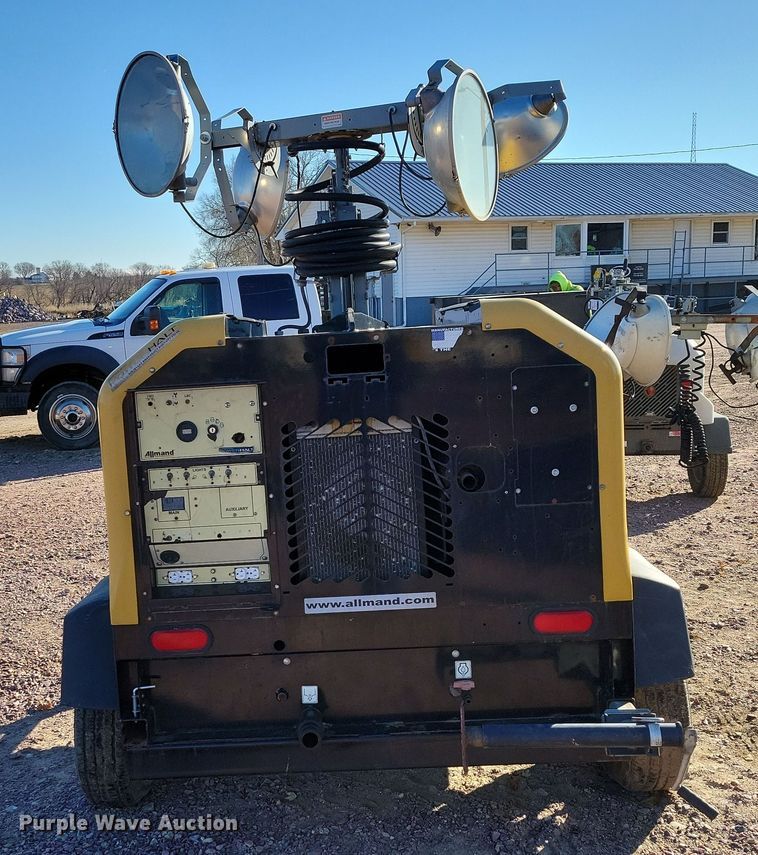 image for item OH9411 Allmand Max-Lite II V series light plant