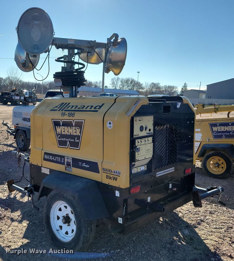 image for item OH9411 Allmand Max-Lite II V series light plant