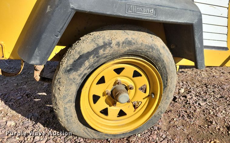 image for item OH9413 Allmand High Lite Pro light plant