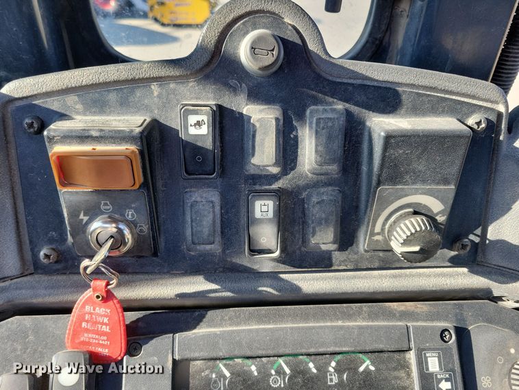 image for item OH9436 2008 John Deere 310J backhoe