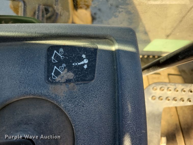 image for item OH9436 2008 John Deere 310J backhoe