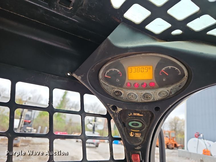 image for item OJ9111 2014 Bobcat T650 tracked skid steer loader