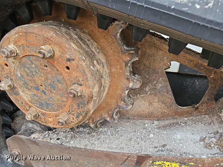 image for item OJ9111 2014 Bobcat T650 tracked skid steer loader