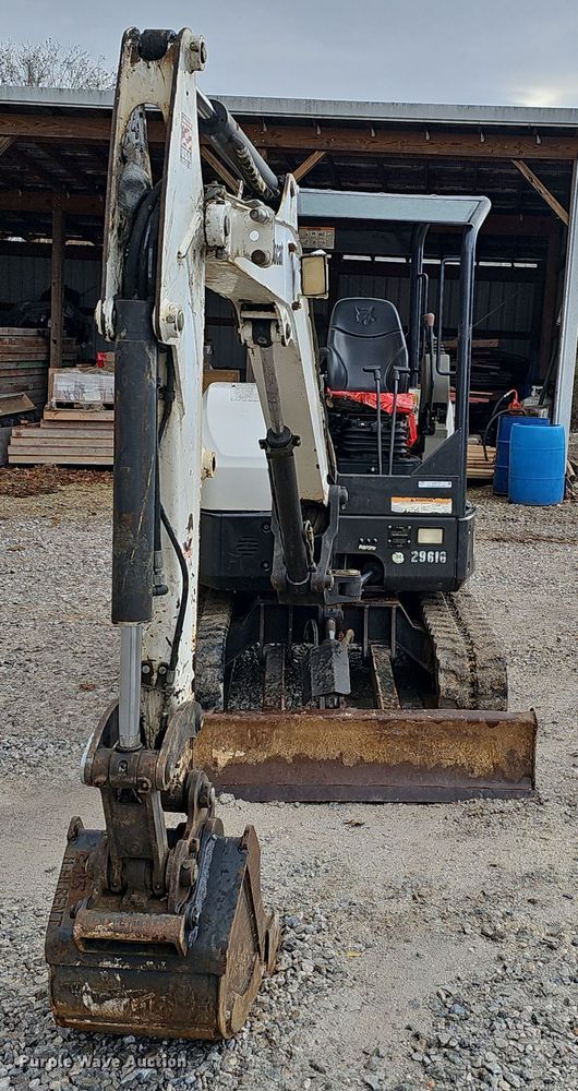 image for item OJ9112 2012 Bobcat E32 mini excavator