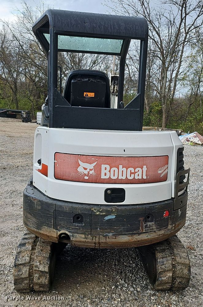 image for item OJ9112 2012 Bobcat E32 mini excavator