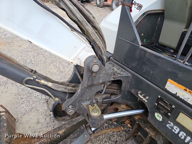 image for item OJ9112 2012 Bobcat E32 mini excavator