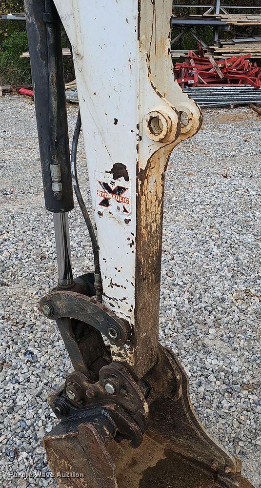 image for item OJ9112 2012 Bobcat E32 mini excavator