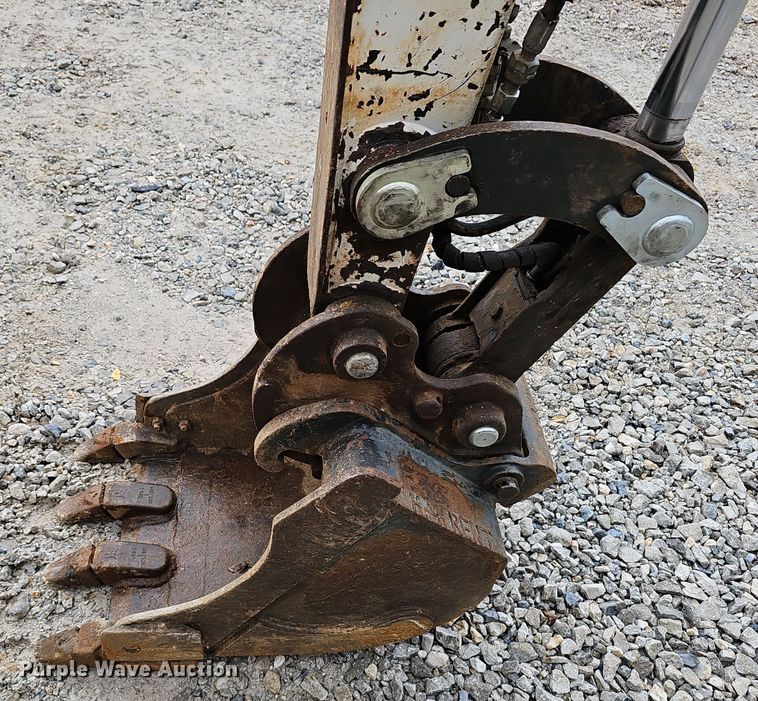 image for item OJ9112 2012 Bobcat E32 mini excavator