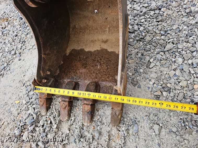 image for item OJ9112 2012 Bobcat E32 mini excavator