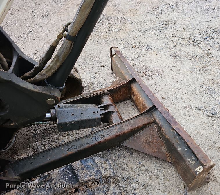 image for item OJ9112 2012 Bobcat E32 mini excavator