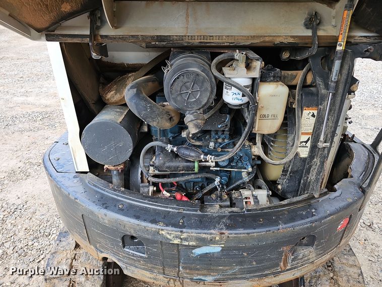 image for item OJ9112 2012 Bobcat E32 mini excavator