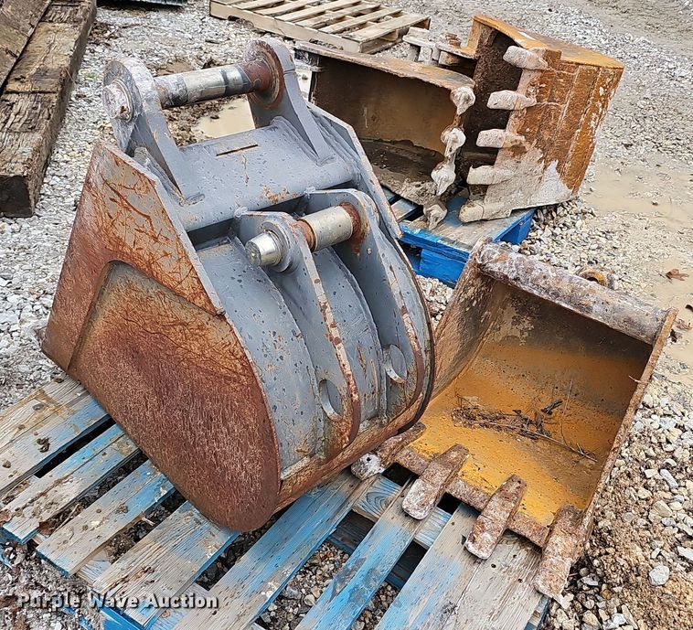 image for item OJ9115 (2) buckets