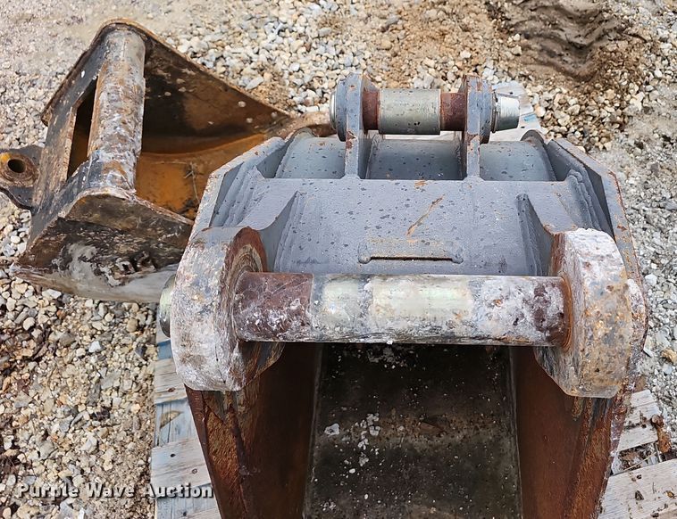 image for item OJ9115 (2) buckets