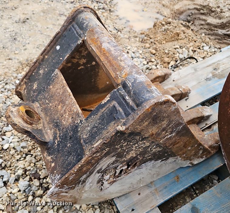 image for item OJ9115 (2) buckets