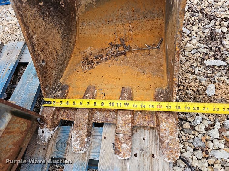 image for item OJ9115 (2) buckets