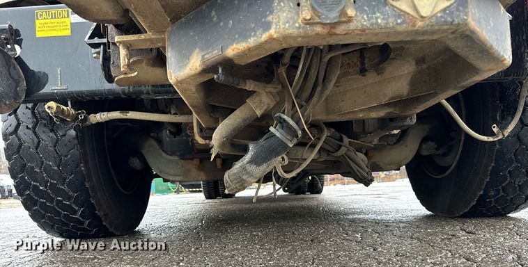 image for item OJ9878 2001 Sterling  L7500 sewer rodder truck