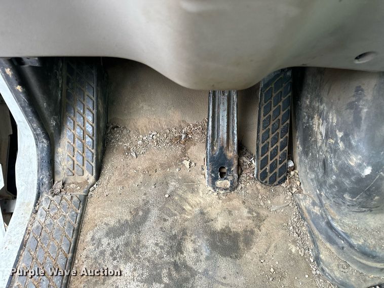 image for item OJ9878 2001 Sterling  L7500 sewer rodder truck