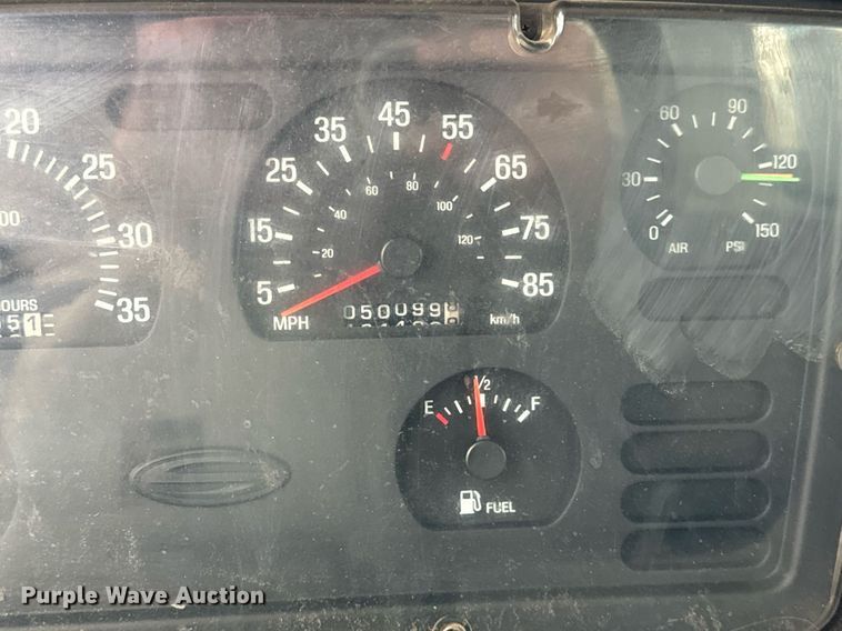 image for item OJ9878 2001 Sterling  L7500 sewer rodder truck