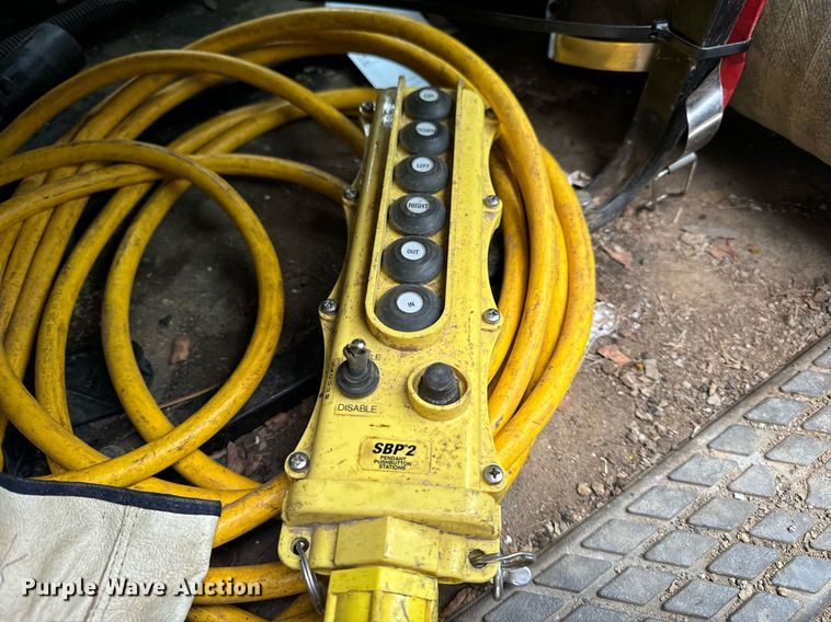 image for item OJ9878 2001 Sterling  L7500 sewer rodder truck