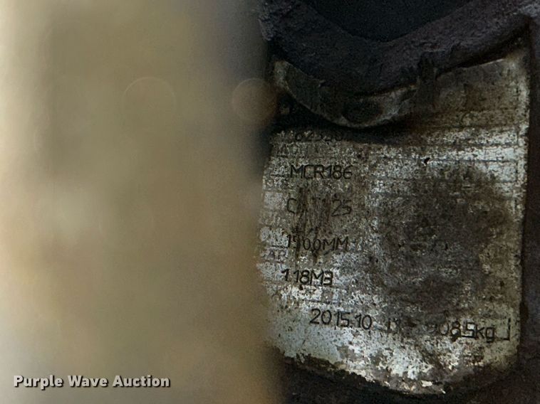 image for item YA0039 2019 Caterpillar 325F L excavator