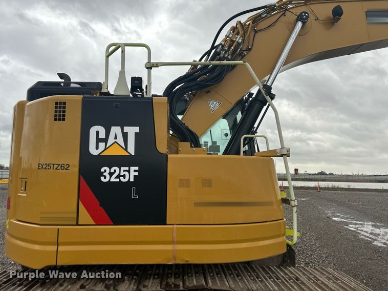 image for item YA0039 2019 Caterpillar 325F L excavator