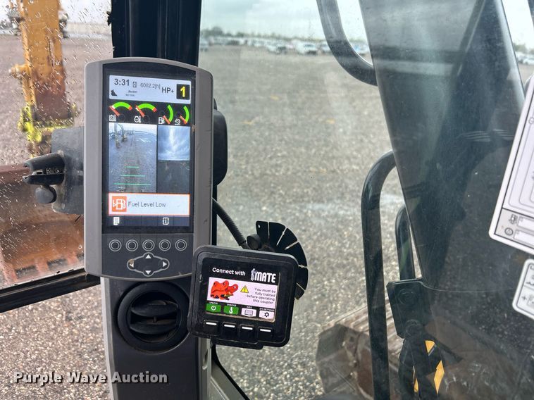 image for item YA0039 2019 Caterpillar 325F L excavator