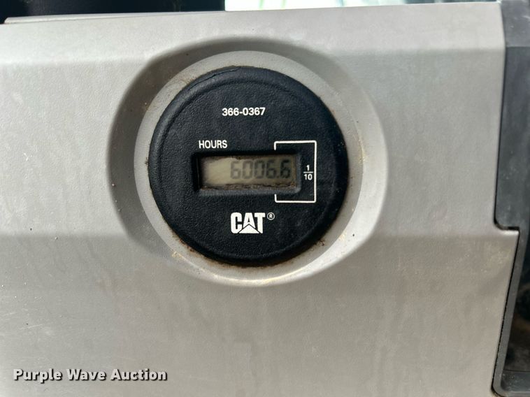 image for item YA0039 2019 Caterpillar 325F L excavator