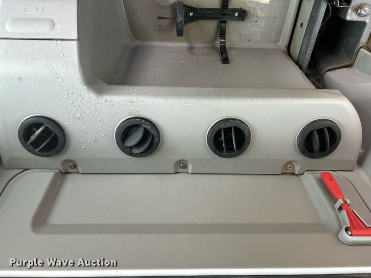 image for item YA0039 2019 Caterpillar 325F L excavator