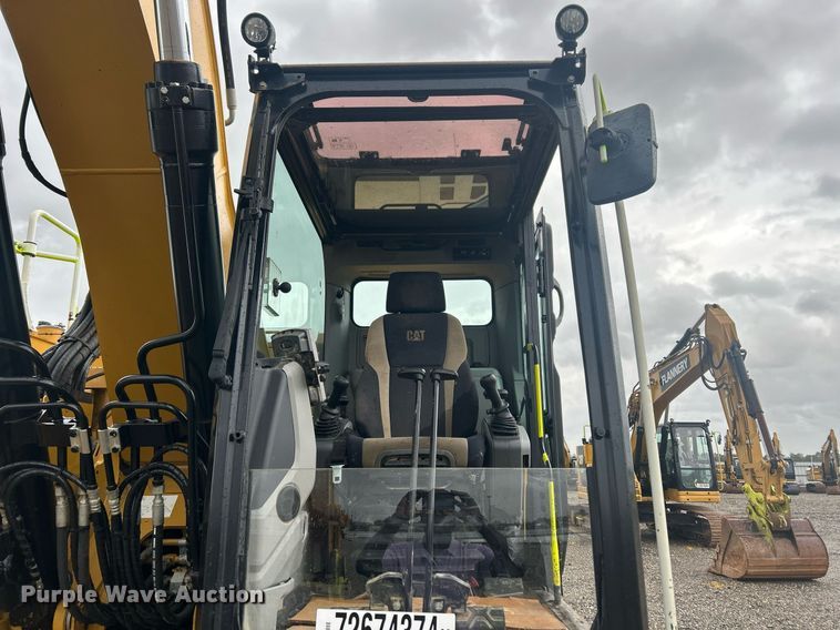 image for item YA0039 2019 Caterpillar 325F L excavator