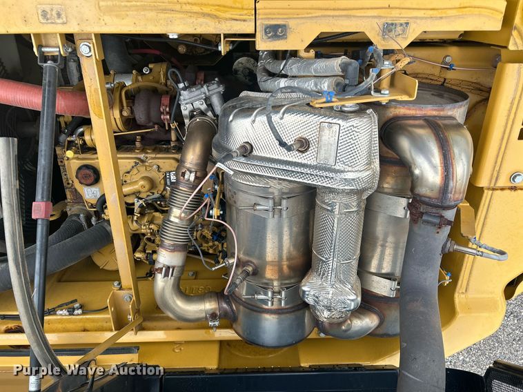 image for item YA0039 2019 Caterpillar 325F L excavator