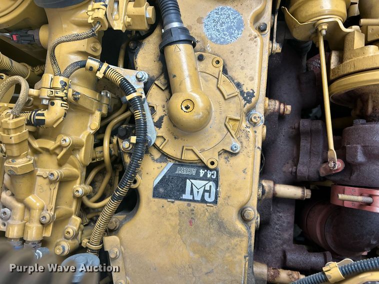 image for item YA0039 2019 Caterpillar 325F L excavator