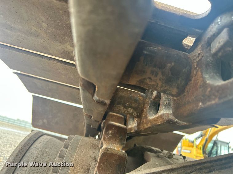 image for item YA0039 2019 Caterpillar 325F L excavator