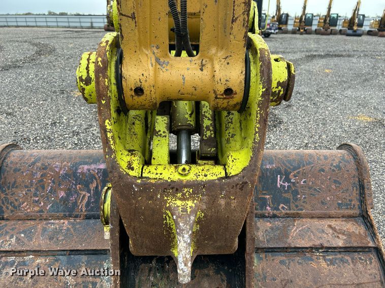 image for item YA0040 2019 Caterpillar 325F L excavator