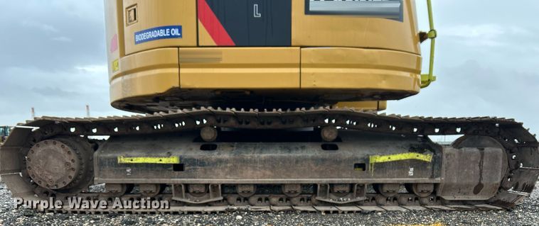 image for item YA0040 2019 Caterpillar 325F L excavator